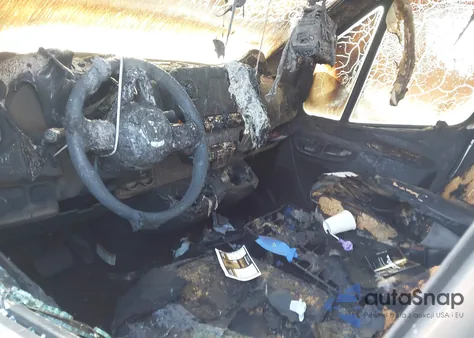 2021 Mercedes-Benz Sprinter 2500 Standard Roof V6 z USA, uszkodzony, nr VIN W1X4EBVY0MP419587